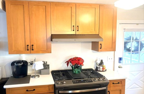 Goshen Cottage | GRAND OPENING DISCOUNTS! ON A PRIVATE BEACH, A JERSEY SHORE WATERFRONT COTTAGE!