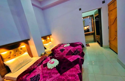 Khyber Pakhtunkhwa Hotel | Grand palace hotel kumrat