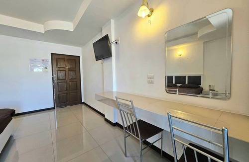 Ban Luam Hotel | Grand Place Resort