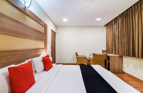 Gopalapuram Hotel | Grand Plaza