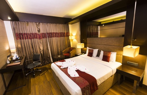 Porur Hotel | Grand Residence