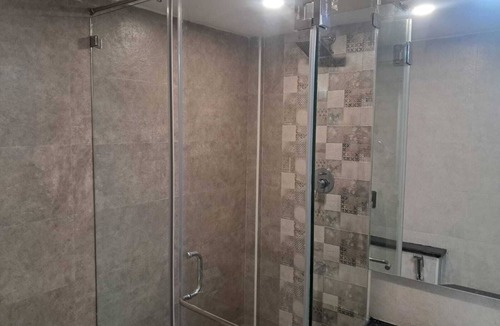 Porur Hotel | Grand Residence