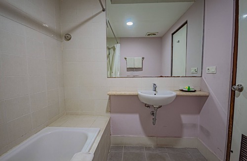 Denpasar Barat Hotel | Grand Santhi Hotel