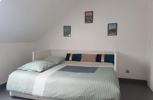 Sancerre Apartment | Grand studio centre historique Sancerre