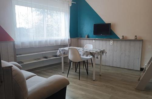 Saint-Ambroix Apartment | Grand studio climatisé avec draps fournis et grand parking gratuit