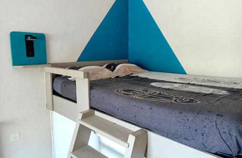 Saint-Ambroix Apartment | Grand studio climatisé avec draps fournis et grand parking gratuit