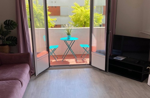 Thorigny-sur-Marne Apartment | Grand Studio - Disney-land- Paris