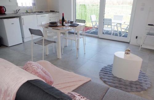 Hem-Lenglet Apartment | Grand studio La Sensée - Parking privé, Terrasse, Netflix, au calme