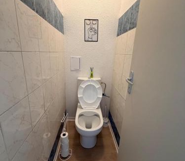 Alco Apartment | Grand T5 climatisé-4 Chambres-Parking-Tram 3min-8 Pers