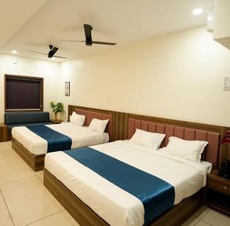 Nileswaram Hotel | Grand View Residency
