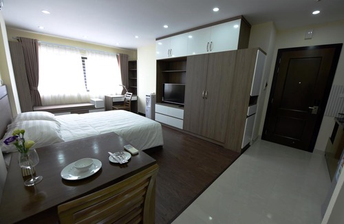 Dich Vong Hau Hotel | Granda Central Apartment