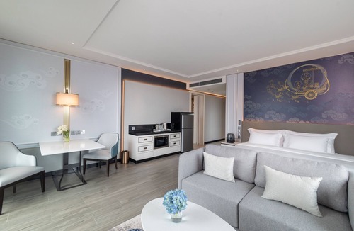 Bang Rak Hotel | Grande Centre Point Surawong Bangkok