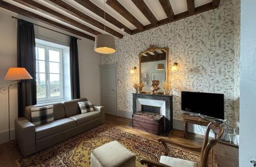 Deux-Chaises House | Grande demeure caractéristique du XVIIe siècle, climatisation, draps et ménage inclus - FR-1-489-126