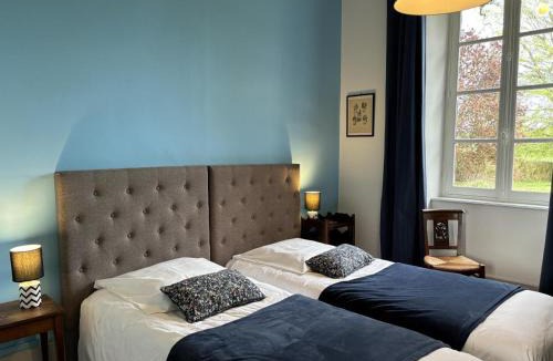 Deux-Chaises House | Grande demeure caractéristique du XVIIe siècle, climatisation, draps et ménage inclus - FR-1-489-126