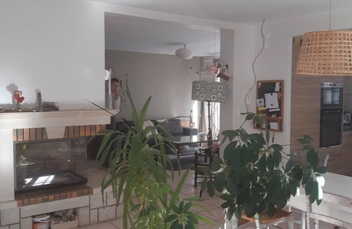 Saint-Simon Villa | Grande Maison au Milieu des Arbres à 5mn du Métro