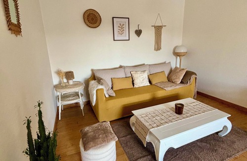 Marthon Cottage | Grande Maison de Charme à la Campagne : Piscine, Pétanque
