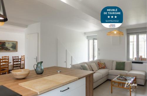 Sandillon House | Grande Maison Familiale Climatisée - à seulement 15mn d'Orléans - 5 chambres - 8 lits - Maison classée meublé de tourisme 3 étoiles