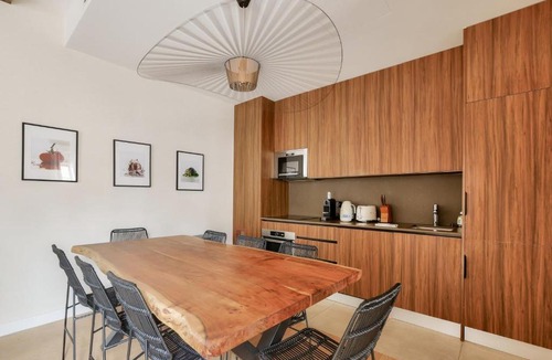 Enfants-Rouges Apartment | Grande terrasse, climatisation, 3 chambres, Marais
