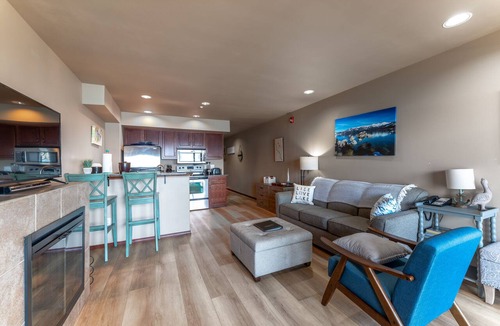 Chelan Condo | Grandview 524 Waterfront condo on Lake Chelan