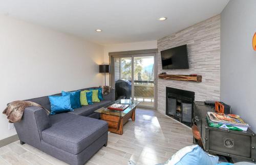 Peak 8 Apartment | Grandview Condo: Nice Peak 8 Location