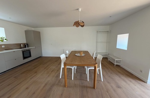 Aydat House | Grange aux Coeurs in the Auvergne Volcanoes Regional Nature Park