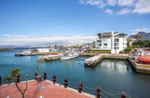 Mouille Point Apartment | Granger Infinite Views