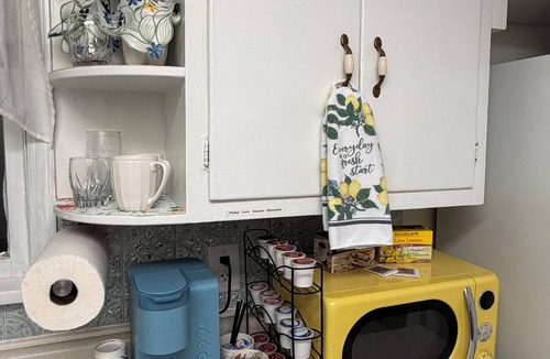 Dickinson House | Granny’s Corner Suite - 2 bed home near Medora, Theodore Roosevelt National Park