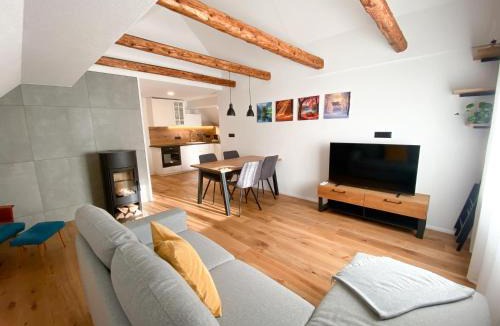 Zgornja Sorica Apartment | Grannys Retreat