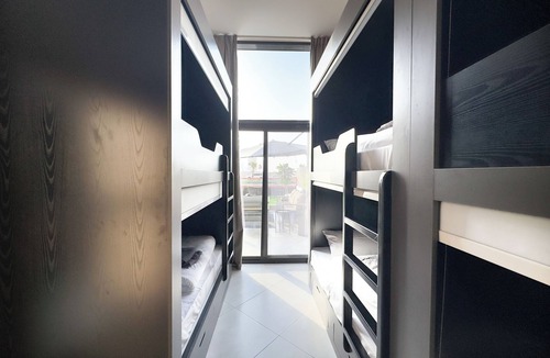 Jadaf Hostel | Grapeful Stay – Luxury Hostel Binghatti Avenue Tower Al Jaddaf