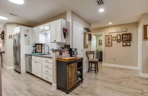 Grapevine House | Grapevine House ! New Remodel,TCU close by