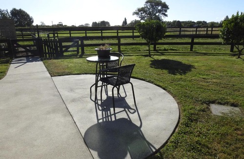 Cambridge Bed & Breakfast | Grasslands Bed & Breakfast