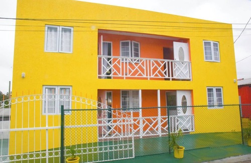 Bridgetown Apartment | Grateful #2 1&2 BDS APT, CAR RENTALS Available