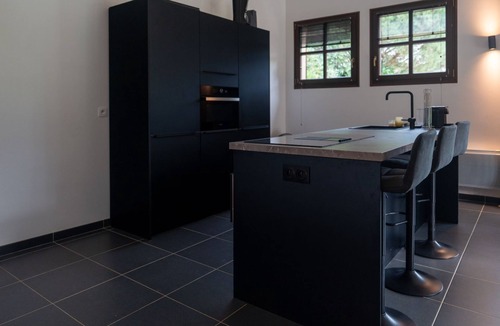 Salles Villa | Graves 6p - Three Bedroom Villa, Sleeps 6
