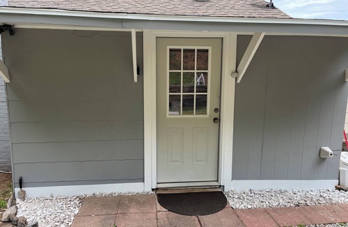 Hickory House | Gray Heron