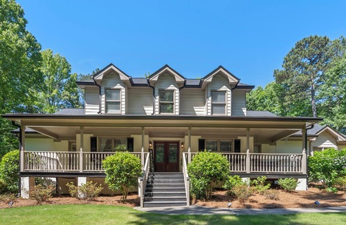 Grayson House | Grayson Manor Luxury FIFA Retreat near Atlanta