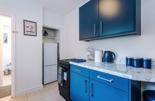Ellesmere Port House | Great 3-Bed Home, Perfect for Work & Contractors!