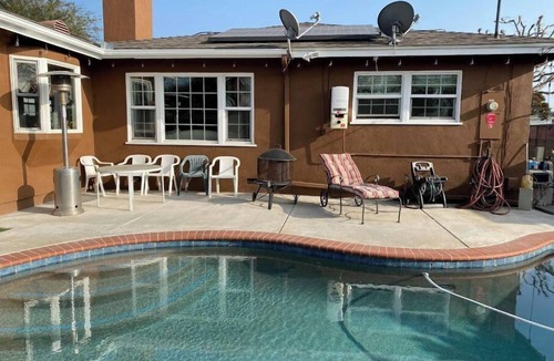 Brea House | Great 3 bedroom 2 bath single family home close to Disneyland.