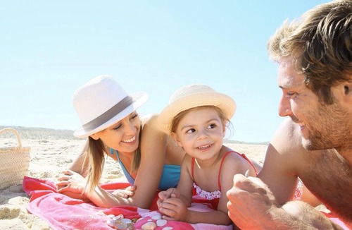 Clacton-on-Sea House | Great 6 berth caravan for hire at Valley Farm Holiday Park in Essex ref 46080V