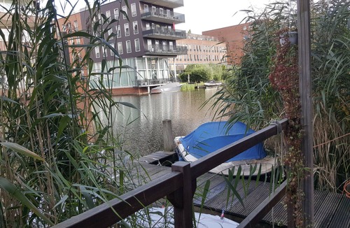 Amsterdam East Apartment | Great Canal Studio 15 min downtown