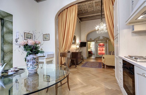 San Frediano Apartment | Great Flat in the Heart of Florence, 5 min walk to the old bridge