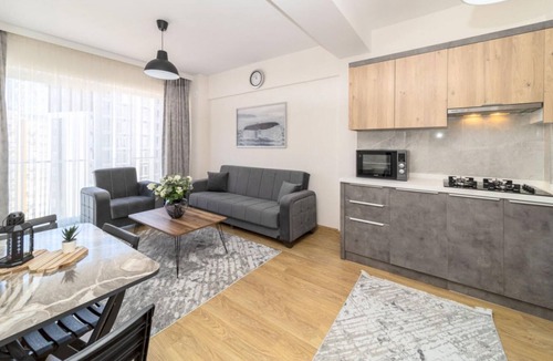 Kepez Apartment | Great Flat with Shared Pool in Kepez