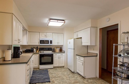 Bloomington House | Great for families, graduation or IU sporting events