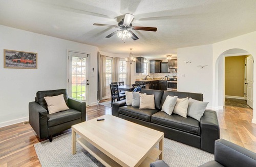 Olmstead House | Great for Families! Serene Retreat in Clarksville