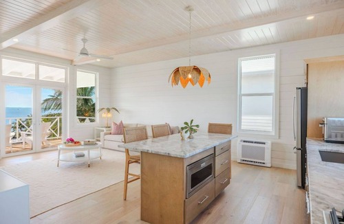Great Guana Cay Villa | Great Guana Cay, Abaco, Bahamas 1-BR, 2-Story Villa overlooking Sea of Abaco