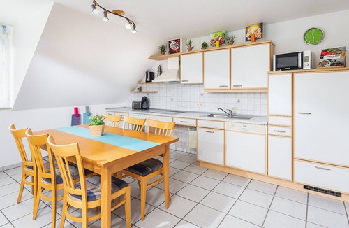 Werdum Apartment | Great holidays guaranteed! Family friendly, directly at the pet park Werdum