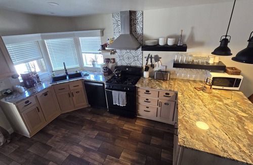Page House | Great home base for Antelope, Horseshoe, or Powell