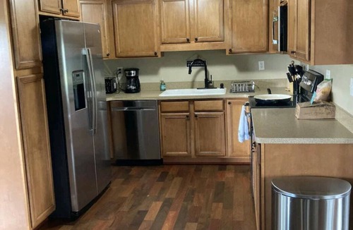 Acme House | Great home right next to the HORSE SHOW! A perfect place for your visit!