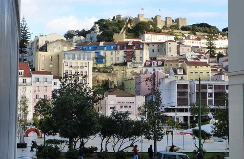 Mouraria Apartment | Great Location Castle Views And Parking