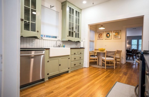 Southtown House | GREAT LOCATION! Charming Home Downtown San Antonio