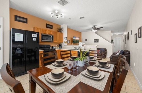 Crestwynd Bay Condo | GREAT LOCATION in My Home Away - 3 bed resort townhouse just 1.5 miles from WDW!